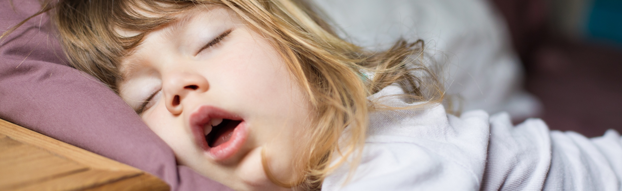 Børn bliver udsat for deres egne prutter i søvne - i forskningens navn